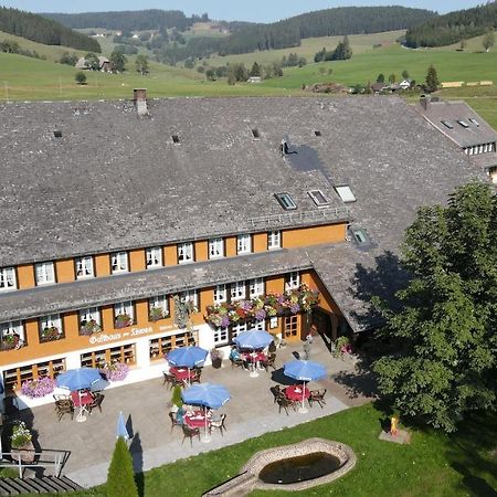 Hotel Zum Loewen - Unteres Wirtshaus Titisee-Neustadt Esterno foto